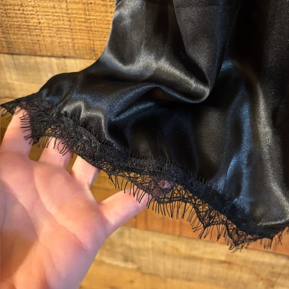 Black Satin Sleepwear Set - Picture 12 of 12